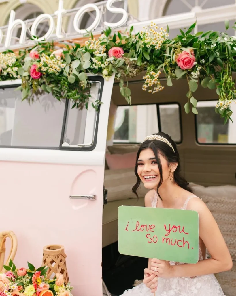 vannagramatx has arrived, aka the love bus, and is sure to make your special day picture perfect! Cue all the