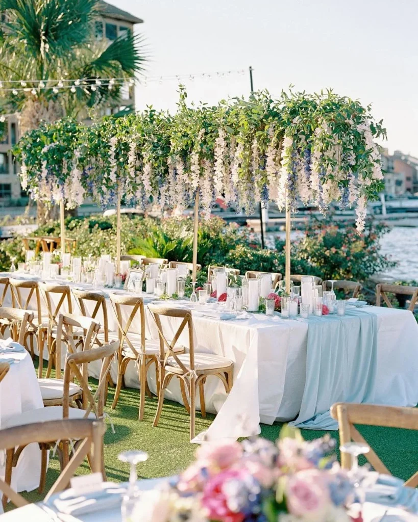 Nothing stuns in the summertime quite like a waterfront wedding + Austin is home to some particularly perfect venues to